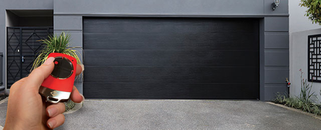 Looking for a roller door that looks great and  offers safe, reliable security?  Ranbuild Great Southern are now an authorised re-seller for B