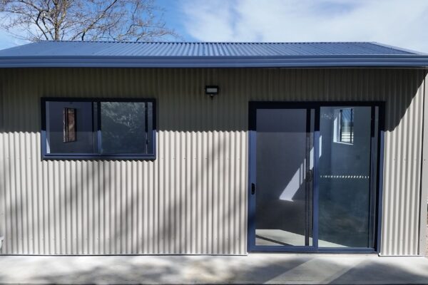 Hobby Room with internal Insulation and lining 4m x 6m x 2.7m (2)